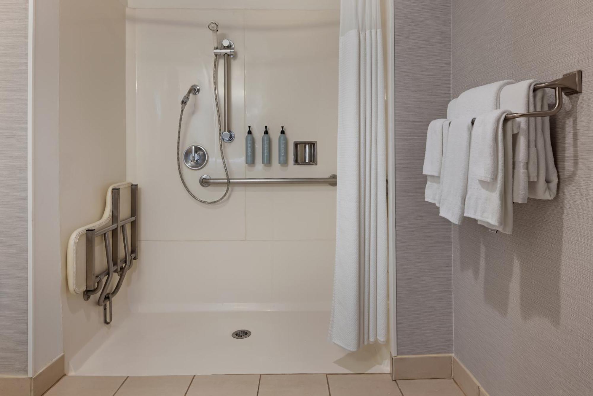 Courtyard By Marriott Baldwin Park Ξενοδοχείο Εξωτερικό φωτογραφία