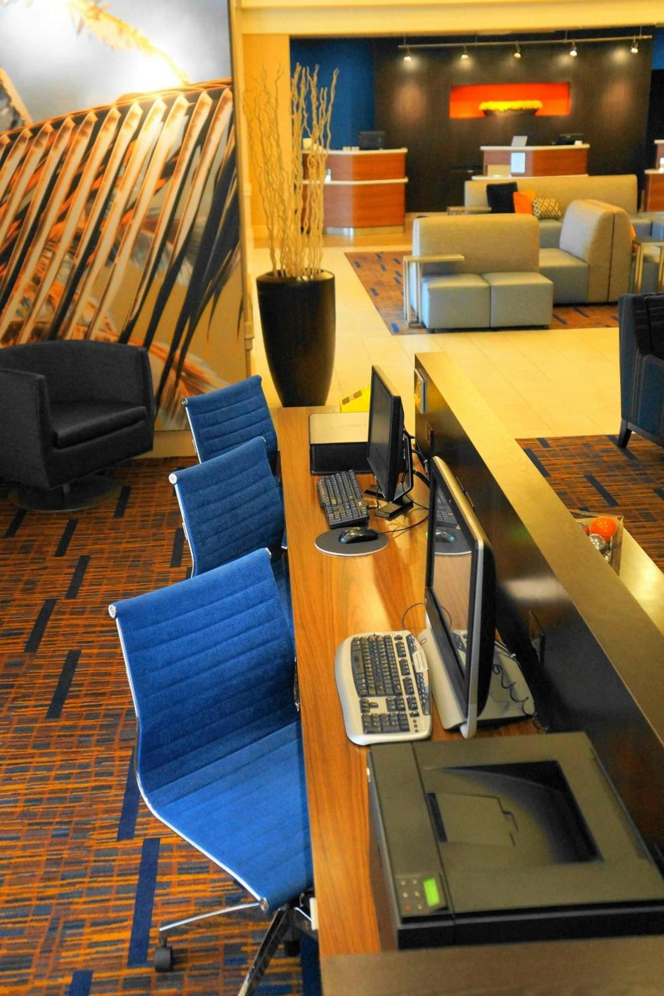 Courtyard By Marriott Baldwin Park Ξενοδοχείο Εξωτερικό φωτογραφία
