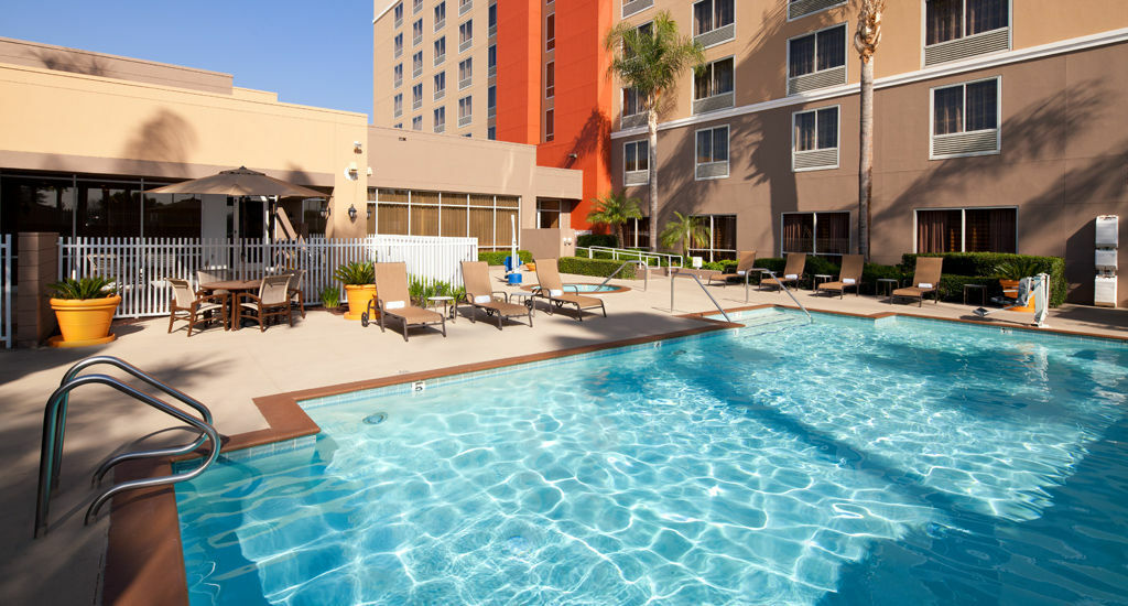 Courtyard By Marriott Baldwin Park Ξενοδοχείο Εξωτερικό φωτογραφία